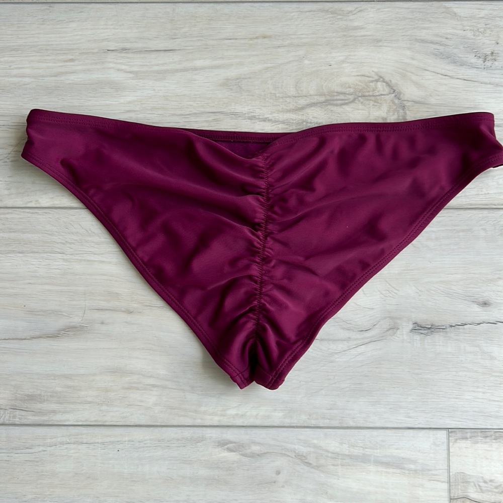 Burgundy cheeky L bottom